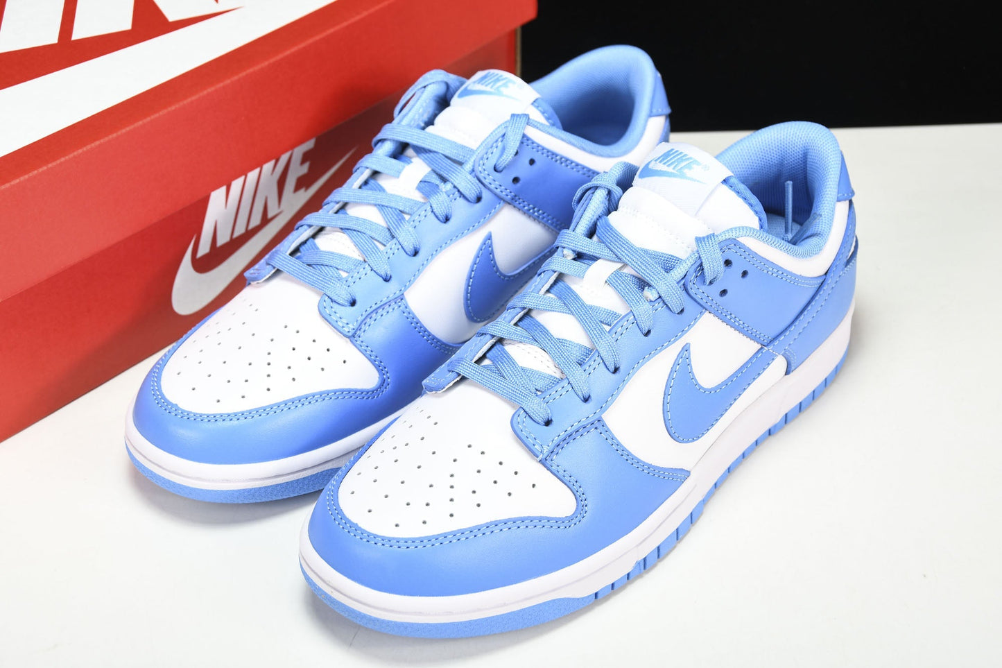 Nike Dunk Low UNC 2021 Edition Sneakers - Classic Blue/White Streetwear Shoes