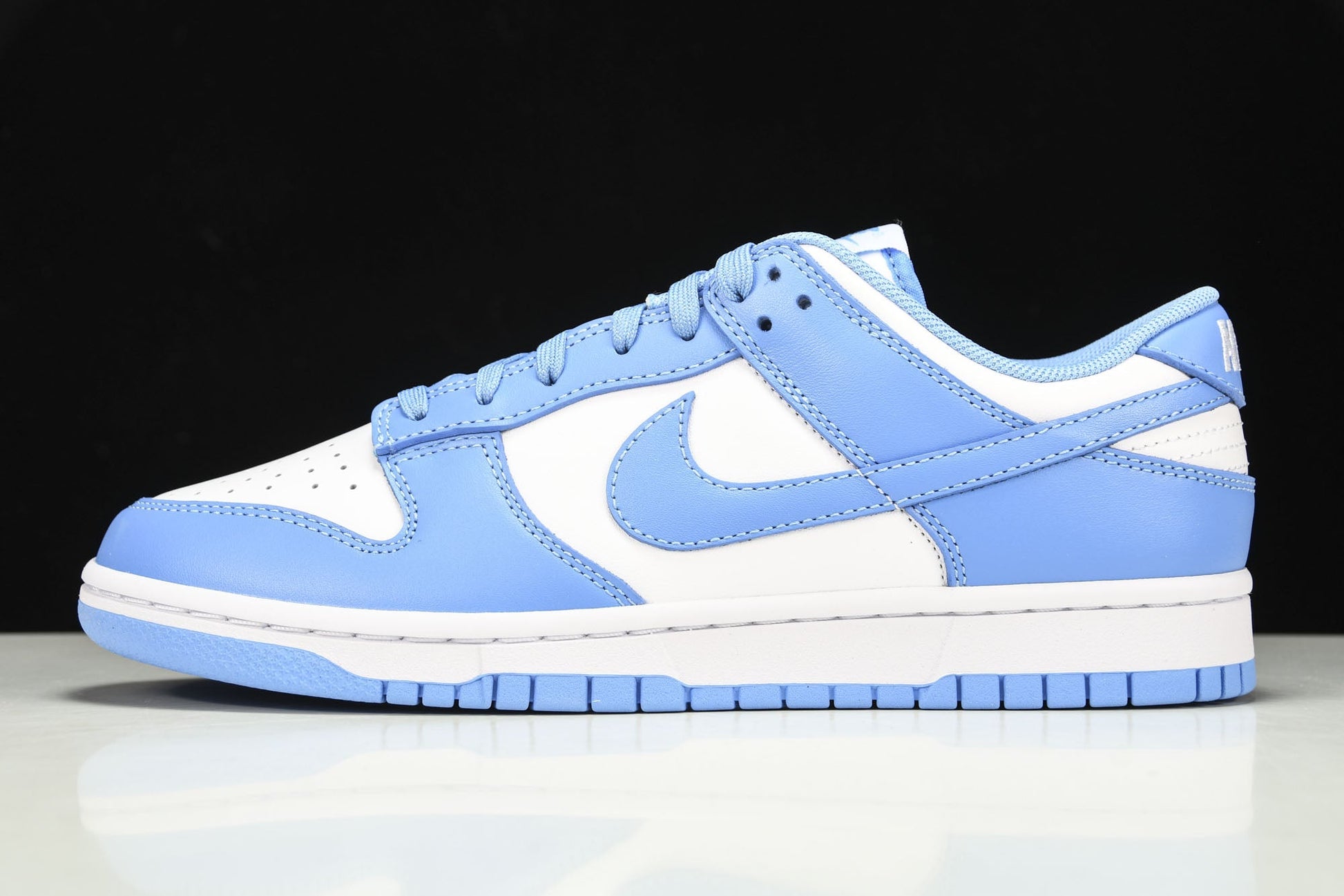 Nike Dunk Low UNC 2021 Edition Sneakers - Classic Blue/White Streetwear Shoes