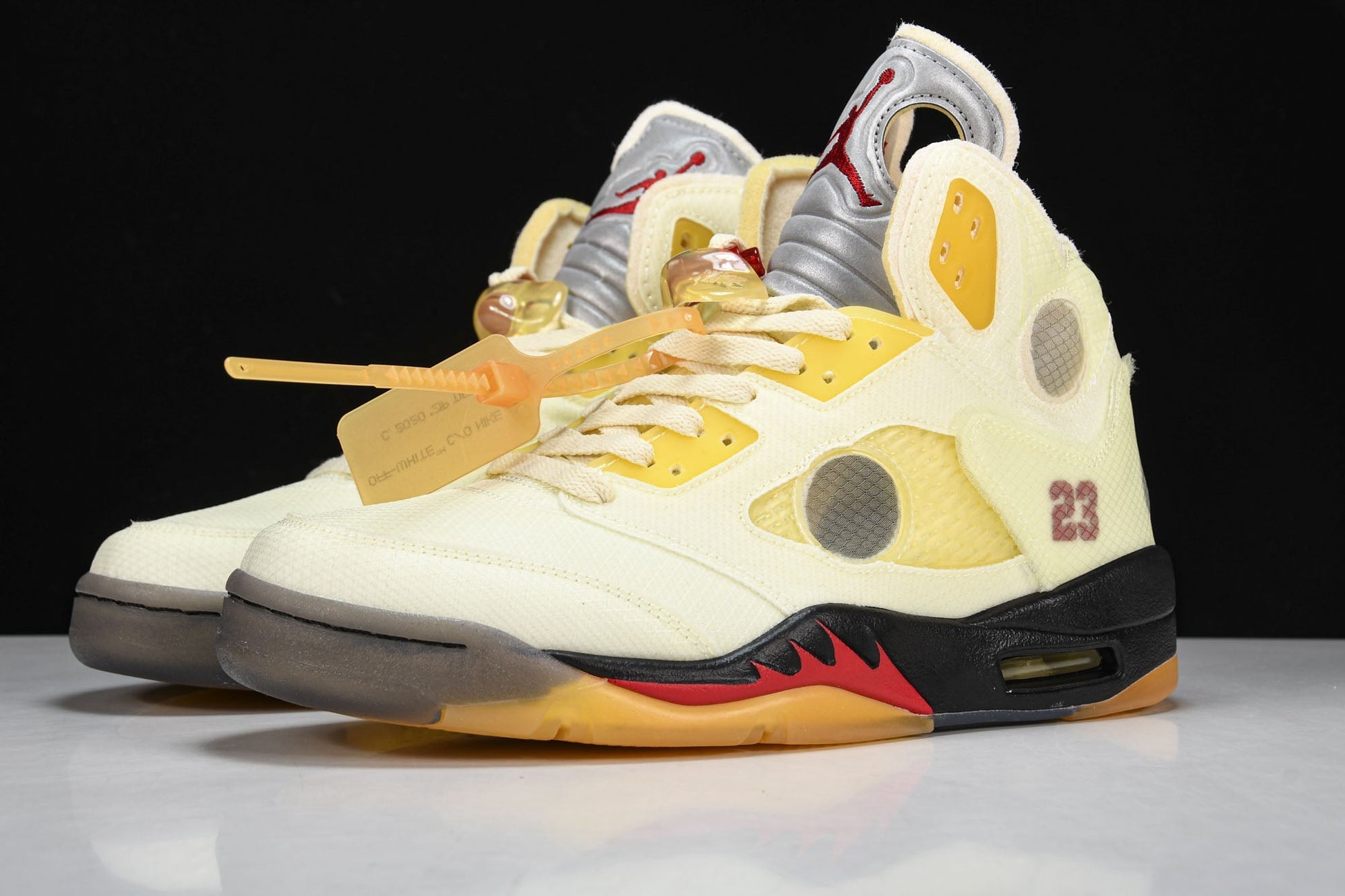 Iconic Air Jordan 5 Retro Off-White Sail Designer Basketball Sneakers