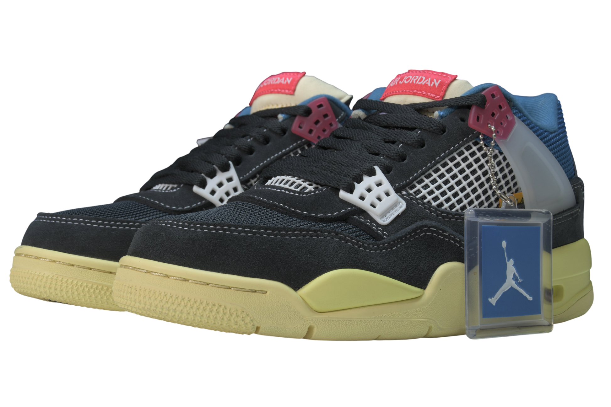 Iconic Air Jordan 4 Retro Union Off Noir Sneakers: Style, Comfort, Collectible Design